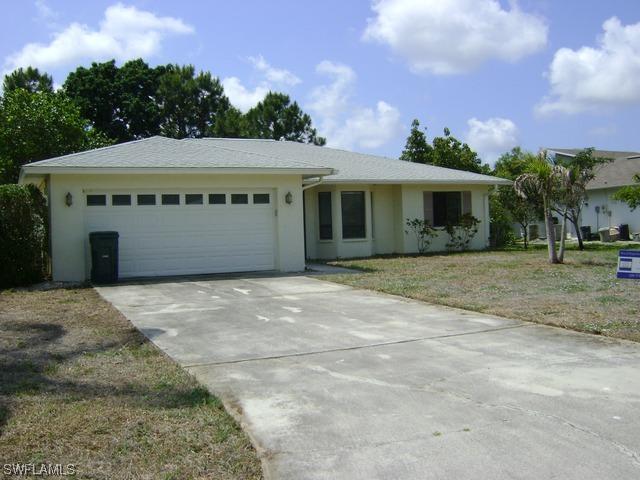 78 Chardon Pl., Naples, FL