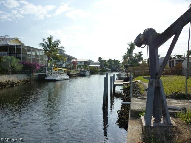 2649 Riverview Dr., Naples, FL