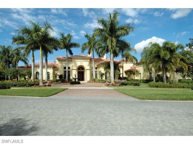 13761 Pondview Cir., Naples, FL 34119