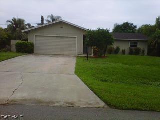 27514 Garrett St., Bonita Springs, FL 34135