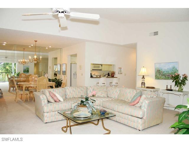 776 Willowbrook Dr. #805, Naples, FL 34108