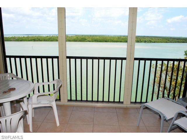 4203 Bay Beach Ln. #5D, Fort Myers Beach, FL 33931