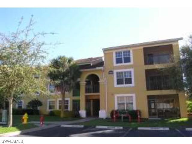 7925 Preserve Cir. #323, Naples, FL 34119