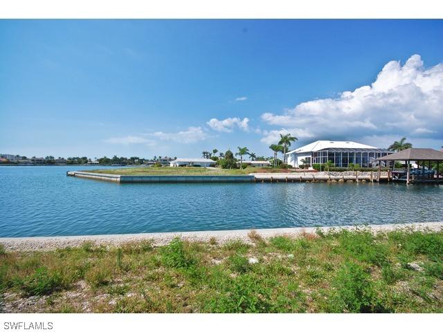 1020 Dill Ct., Marco Island, FL 34145