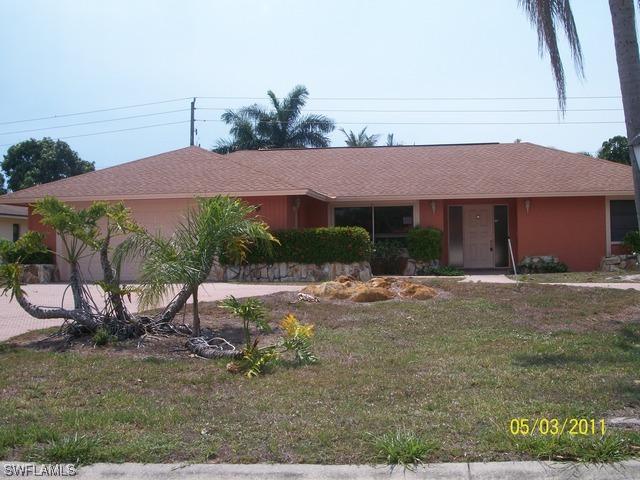 2171 Kings Lake Blvd., Naples, FL 34112