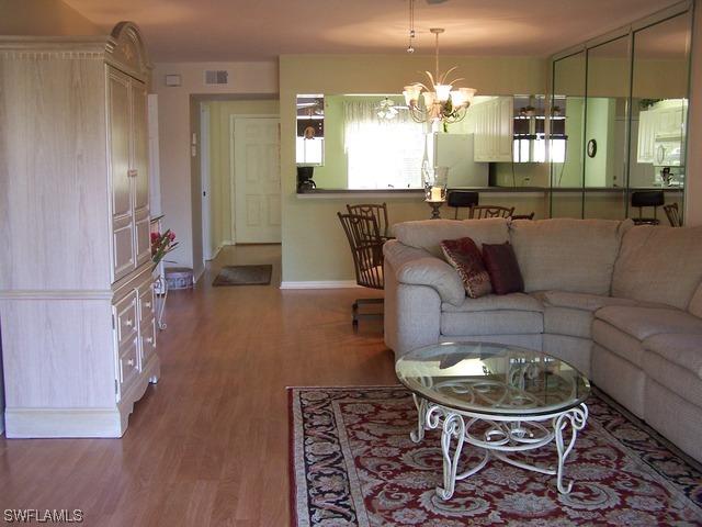 273 Robin Hood Cir. #104, Naples, FL 34104