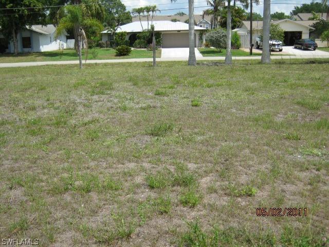 1700 43rd Ter., Naples, FL 34116