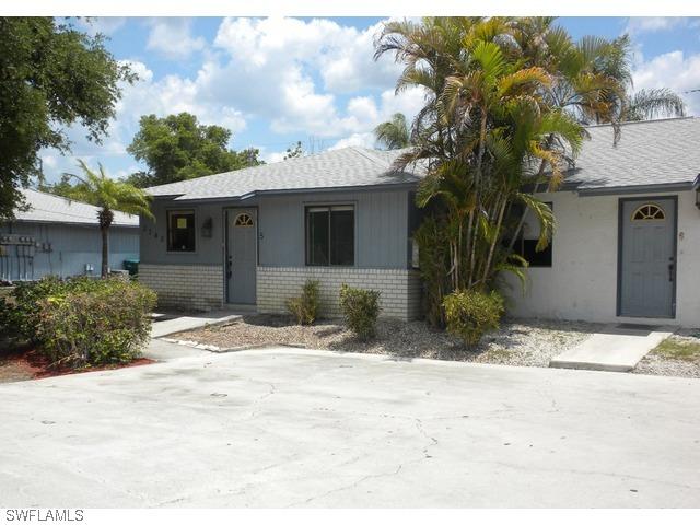 2748 Santa Barbara Blvd. #5, Naples, FL