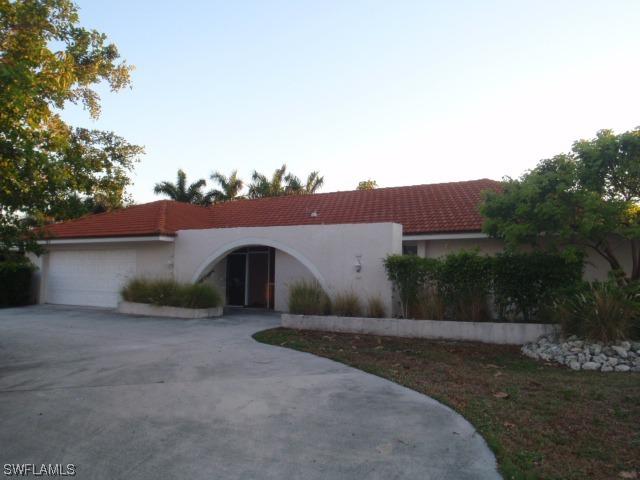 356 Nassau Ct., Marco Island, FL 34145