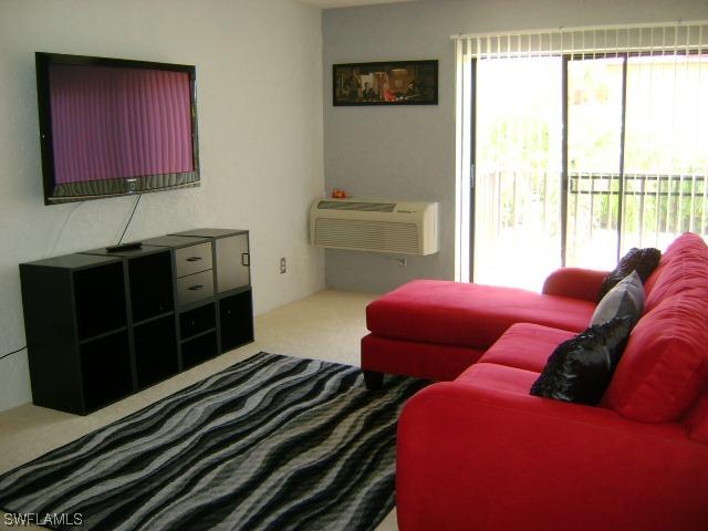 828 Wiggins Pass Rd. #10, Naples, FL 34110