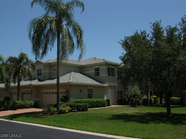 662 Vintage Reserve Cir. #B, Naples, FL