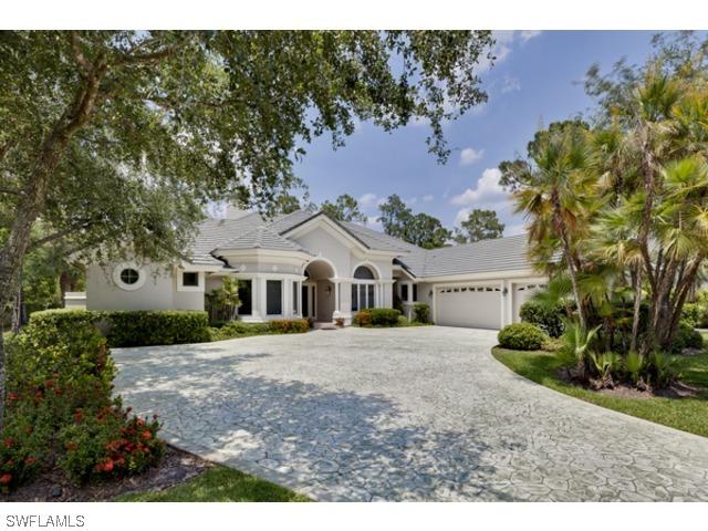 6961 Bottlebrush Ln., Naples, FL 34109