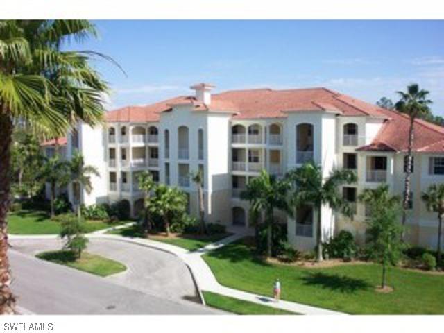 4863 Hampshire Ct. #303, Naples, FL 34112