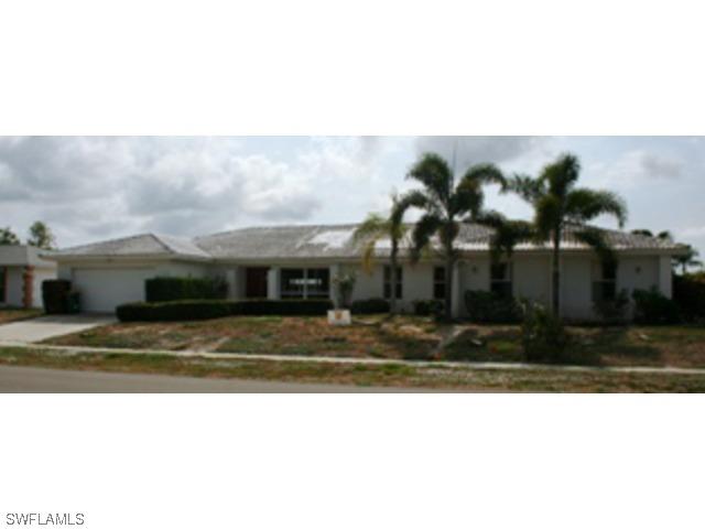 457 Worthington St., Marco Island, FL