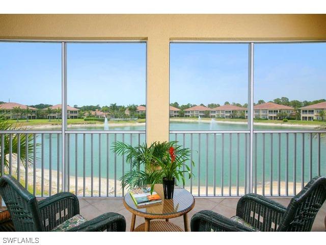 7132 Lemuria Cir. #803, Naples, FL 34109