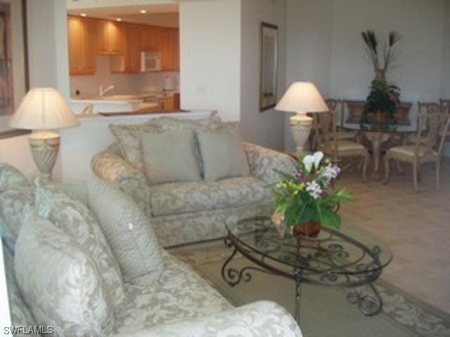 300 Dunes Blvd. #406, Naples, FL 34108