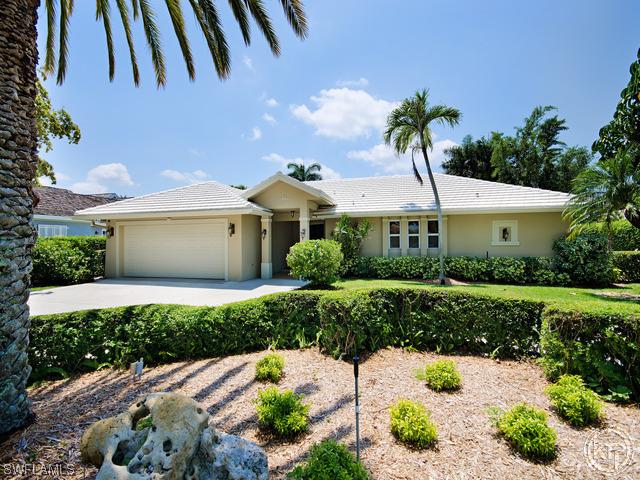 740 Willowhead Dr., Naples, FL