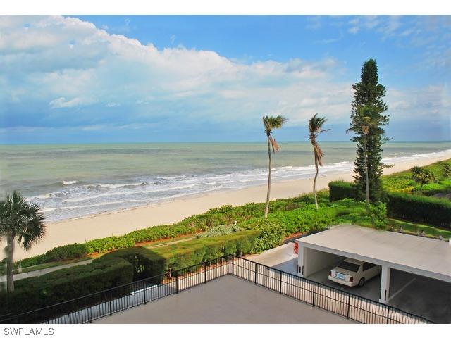 3951 Gulf Shore Blvd. #304, Naples, FL 34103