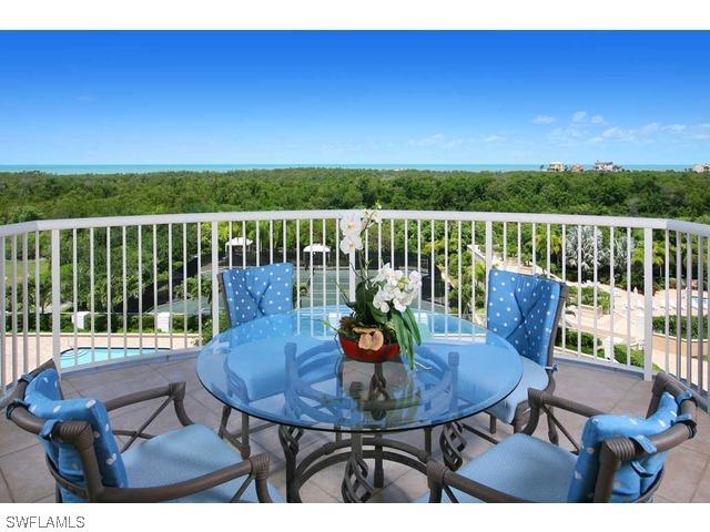 7117 Pelican Bay Blvd. #501, Naples, FL 34108