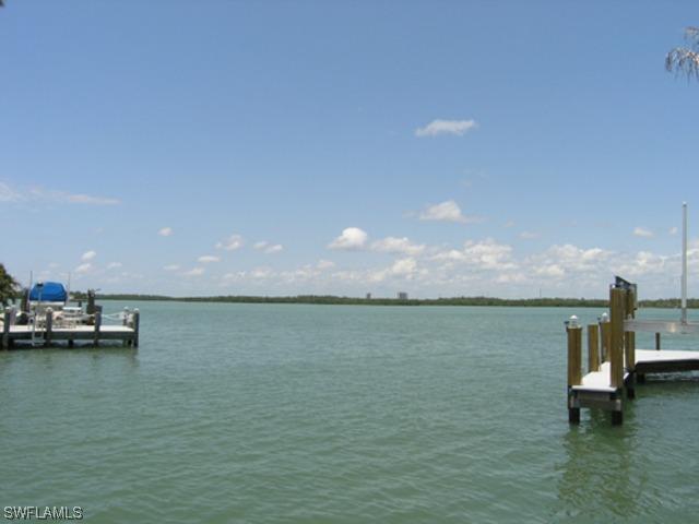 1292 Martinique Ct., Marco Island, FL