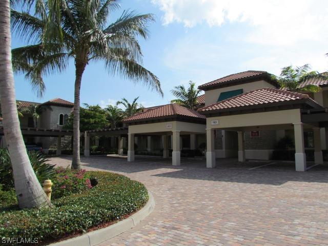 1055 Sandpiper St. #106, Naples, FL