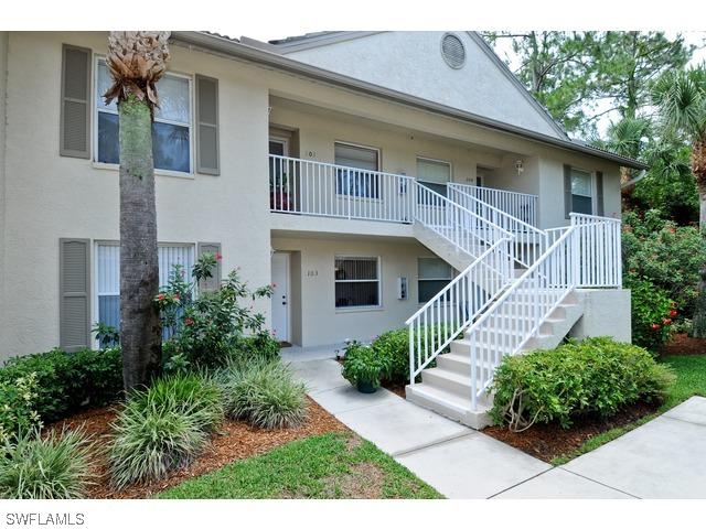 145 Robin Hood Cir. #103, Naples, FL 34104