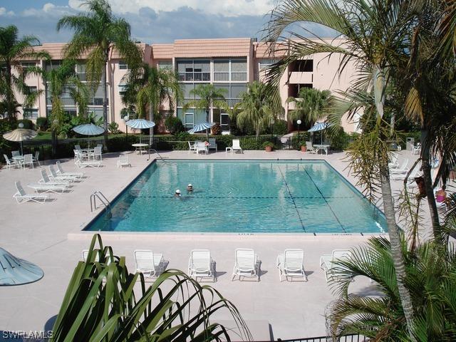 175 Turtle Lake Ct. #206, Naples, FL 34105