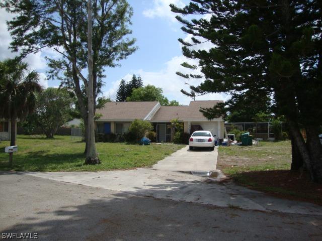 4400 17th Pl., Naples, FL