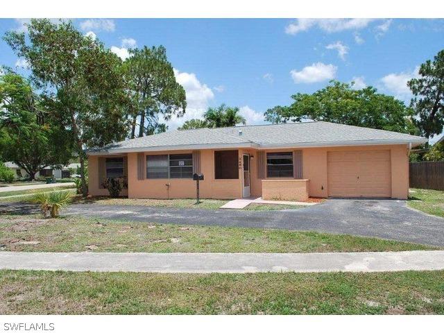 3490 Corana Way, Naples, FL