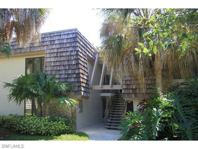 105 Clubhouse Dr. #255, Naples, FL 34105