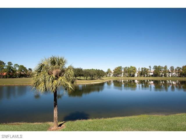 7320 Coventry Ct. #716, Naples, FL 34104