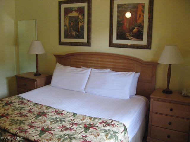 600 Neapolitan Way, Naples, FL