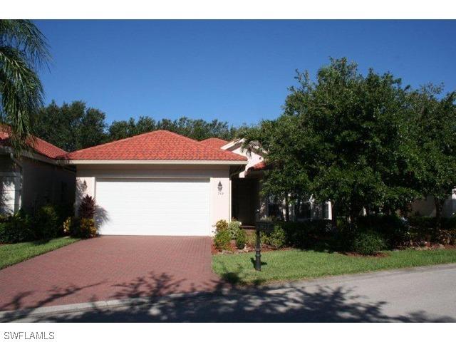 958 Fountain Run, Naples, FL 34119