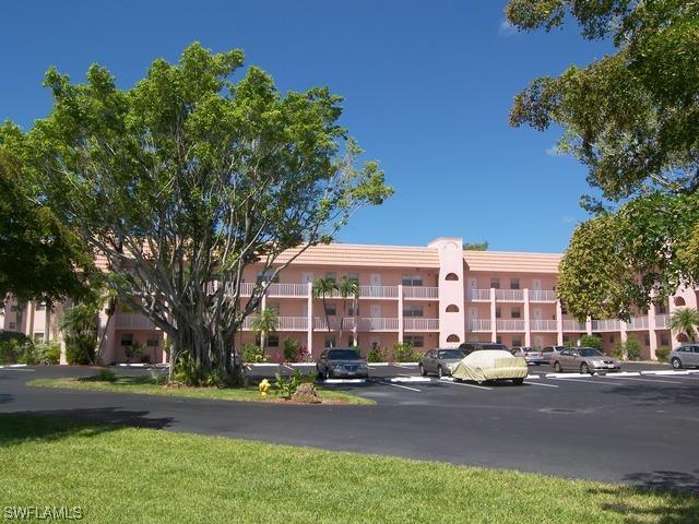 200 Turtle Lake Ct., Naples, FL 34105