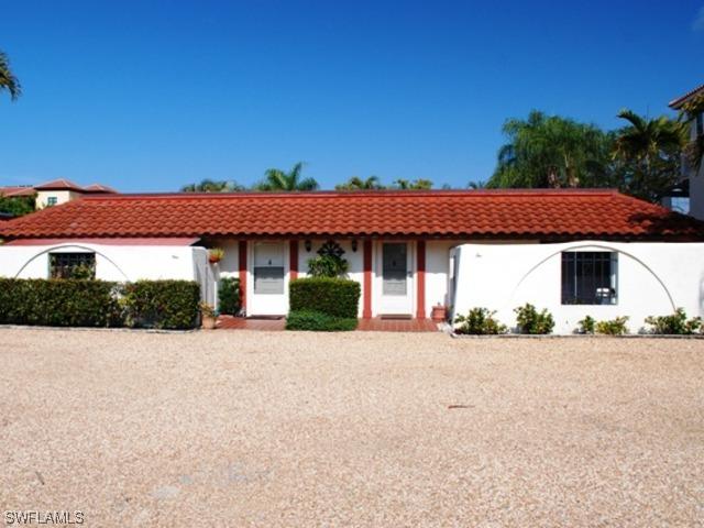 1595 Curlew Ave. #4, Naples, FL 34102