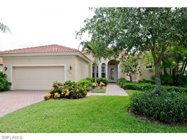 8722 Mustang Island Cir., Naples, FL 34113
