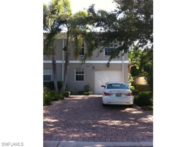 5489 Cove Cir., Naples, FL