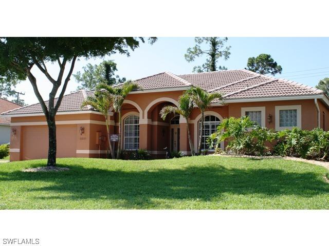 2031 Imperial Cir., Naples, FL