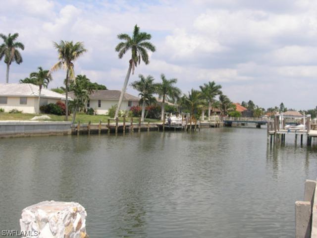 581 Spinnaker Dr., Marco Island, FL 34145