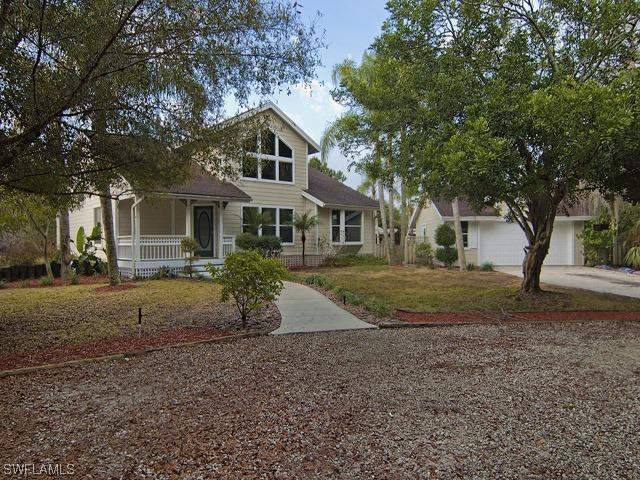 3260 22nd Ave., Naples, FL 34120