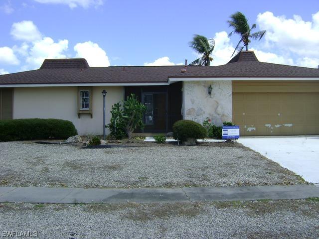 1148 Mulberry Ct., Marco Island, FL