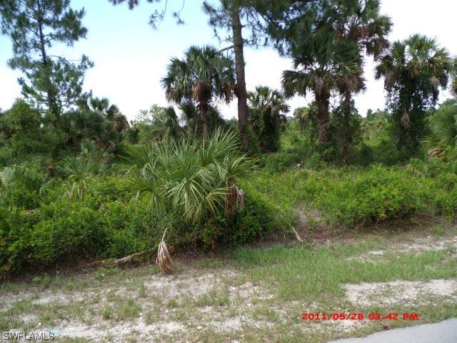 2541 8th Ave., Naples, FL 34117