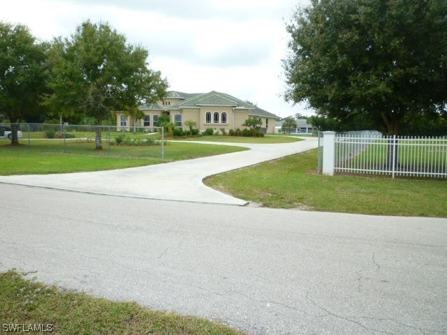 20620 Tanglewood Ln., Estero, FL