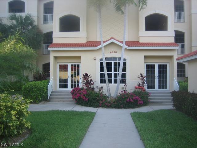 4650 Yacht Harbor Dr. #113, Naples, FL