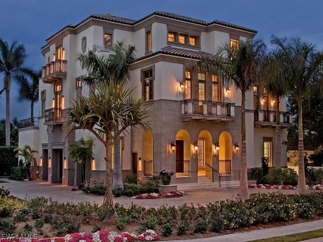 92 Gulf Shore Blvd., Naples, FL 34102