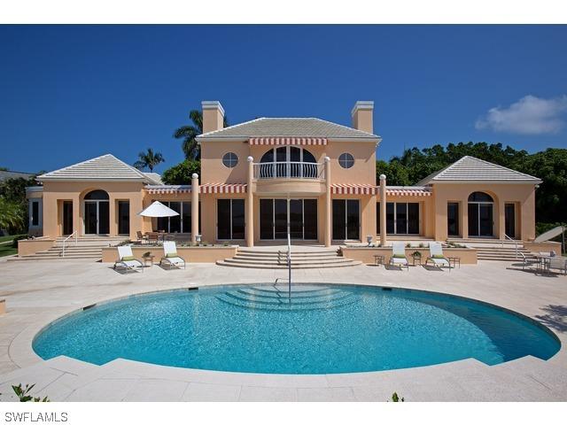 1060 Nelsons Walk, Naples, FL 34102