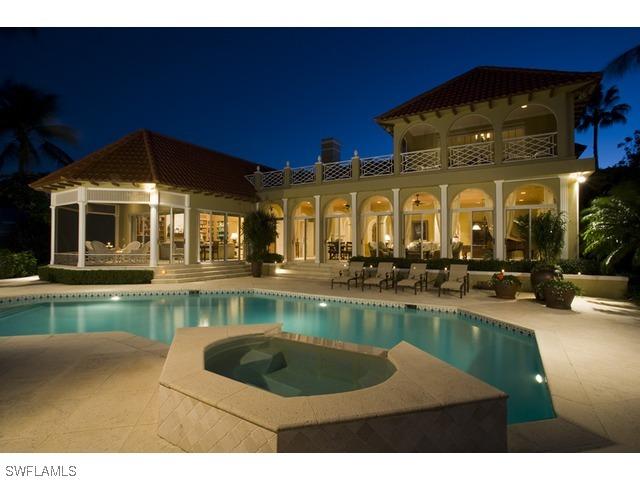 777 Kings Town Dr., Naples, FL 34102