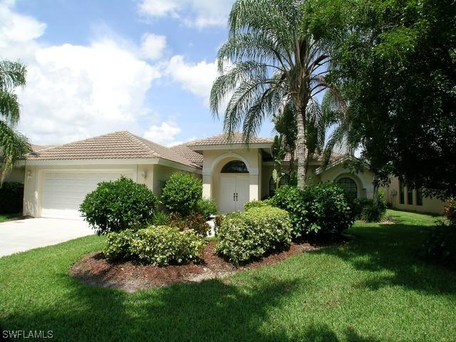 1096 Briarwood Blvd., Naples, FL