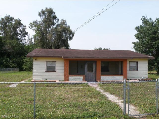 3001 Cottage Grove Ave., Naples, FL