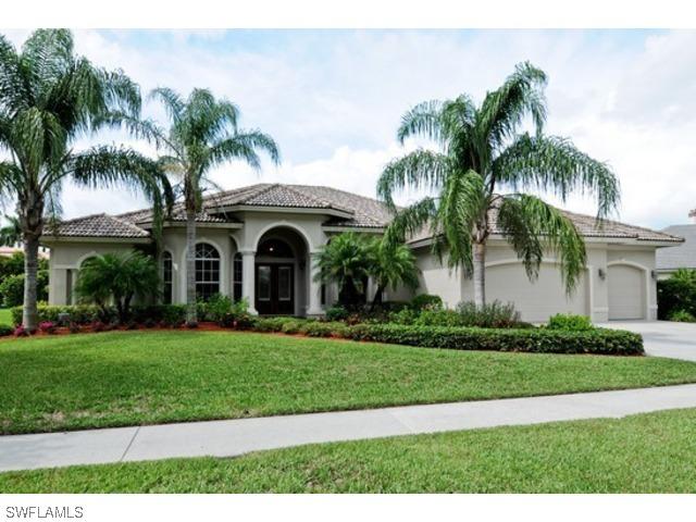 2130 Imperial Cir., Naples, FL